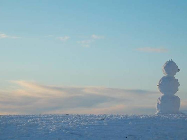 Snowman atop Arthur's Seat