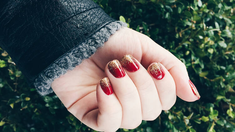 Christmas manicure at Valley 