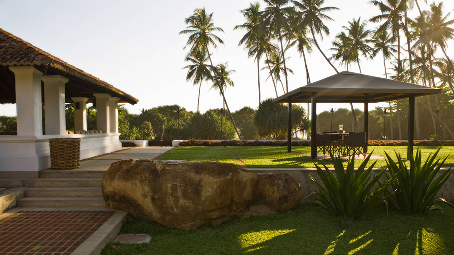 The Villa Bentota Hotels In Kalutara Sri Lanka