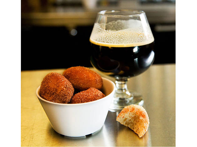 El Segundo Brewing Co: Standard Crude American Imperial Stout El Segundo Brewing Co: Standard Crude American Imperial Stout