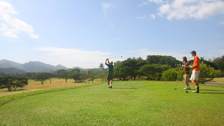 Victoria Golf and Country Resort is a golf course in Kandy