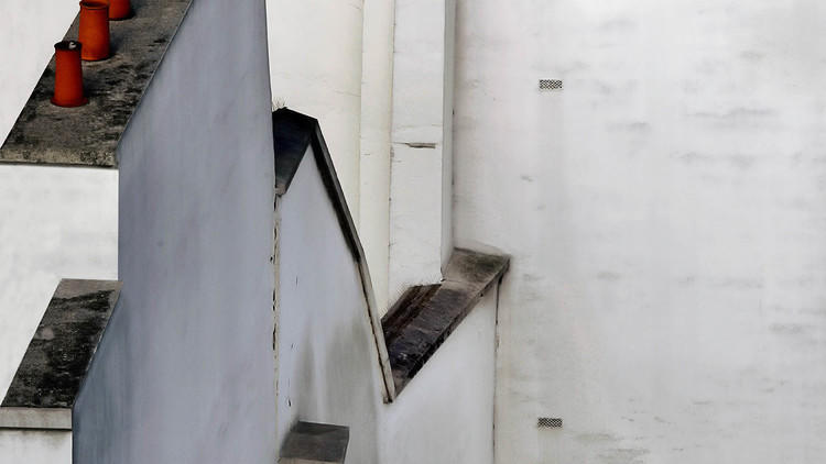 Michael Wolf, 'Blind Walls. Paris Roof Tops', 2014 / Courtesy de Michael Wolf et la galerie Particulière, Paris