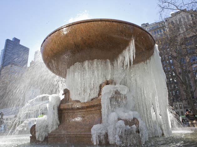 The Frozen Fountain At Bryant Park Proves This Deep Freeze