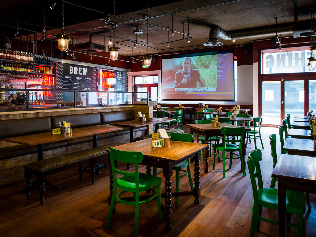 19 Best Rugby Pubs In London