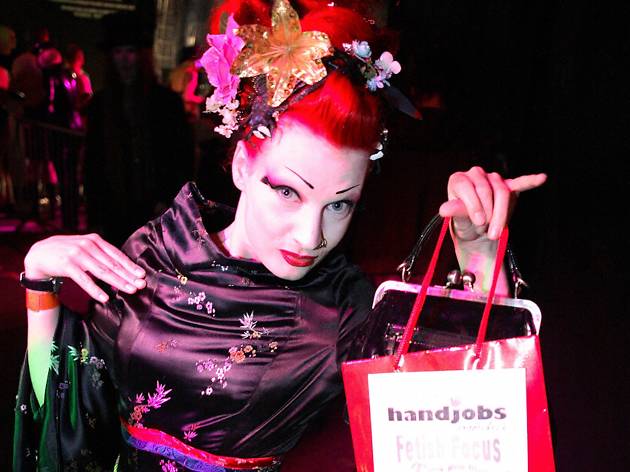 Handjobs Media at Torture Garden Handjobs Media at Torture Garden