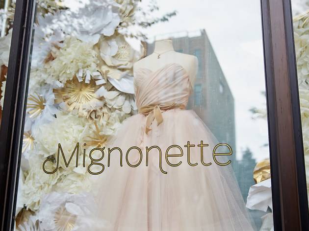 The best bridal  shops  in Chicago  for the perfect wedding  dress 