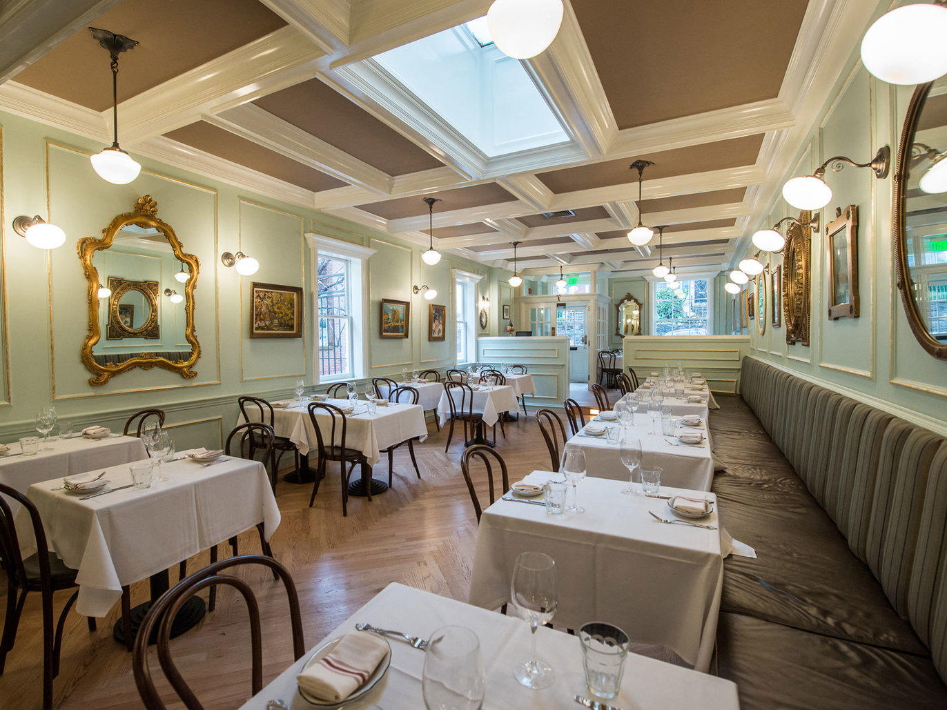 Romantic restaurants in DC, date ideas for a special occasion