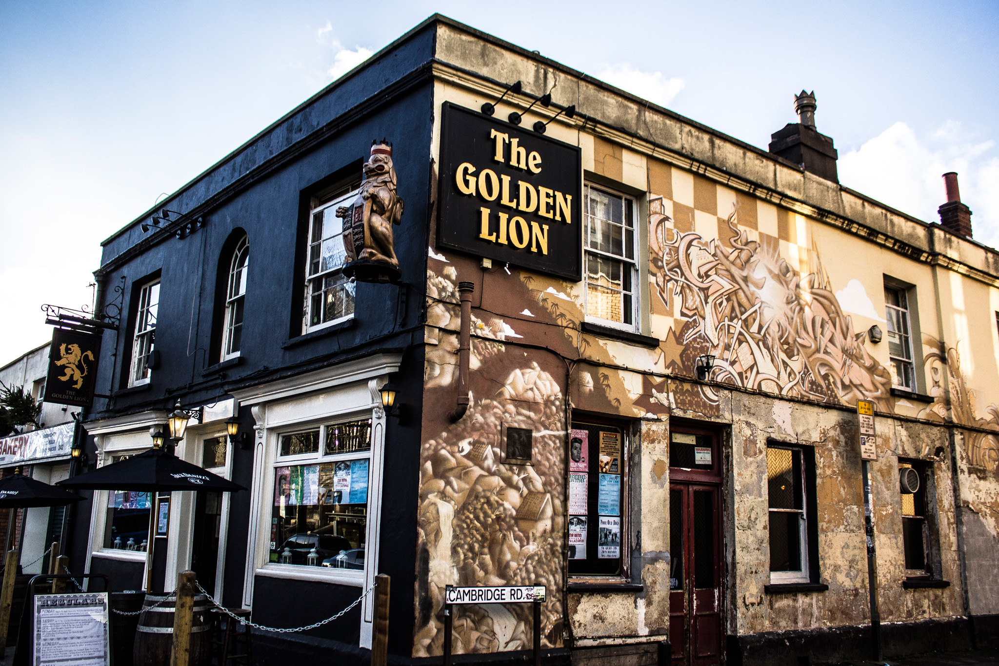 Lion s pub