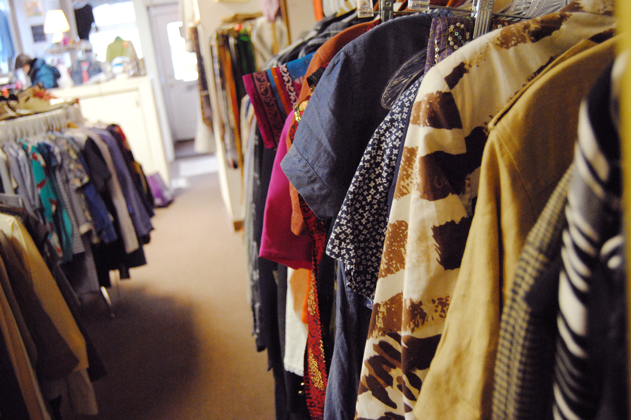 dress resale shops