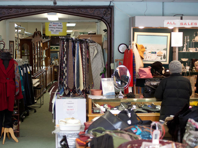 Mt. Sinai Hospital Resale Shop | Shopping in Lake View, Chicago