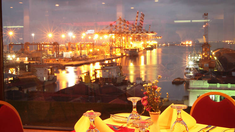 Harbour Room is a restaurant in Colombo