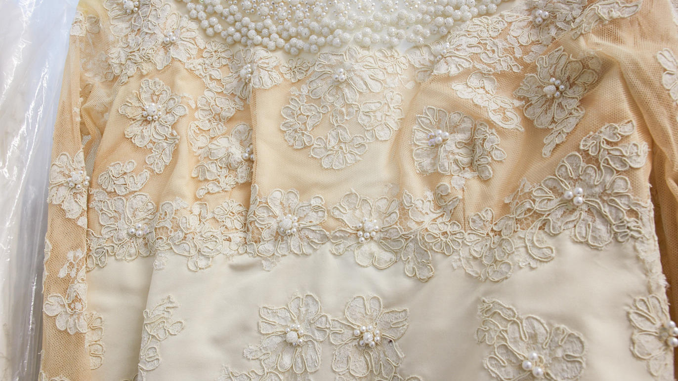 i do bridal consignment
