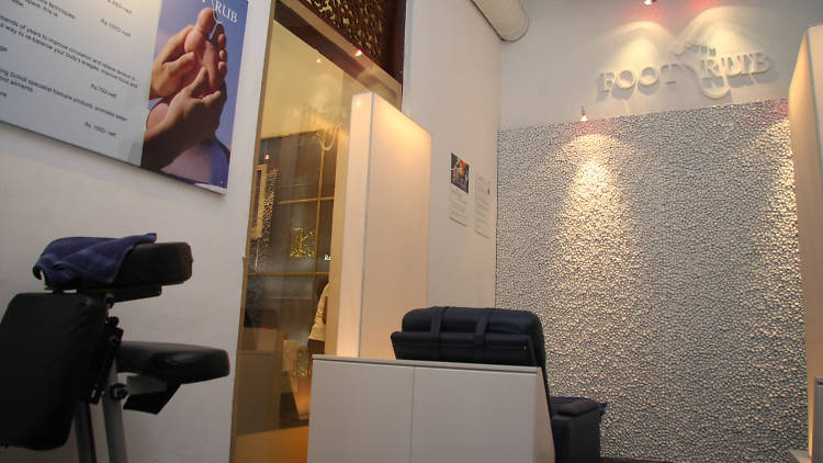 Foot Rub is a spa in Colombo