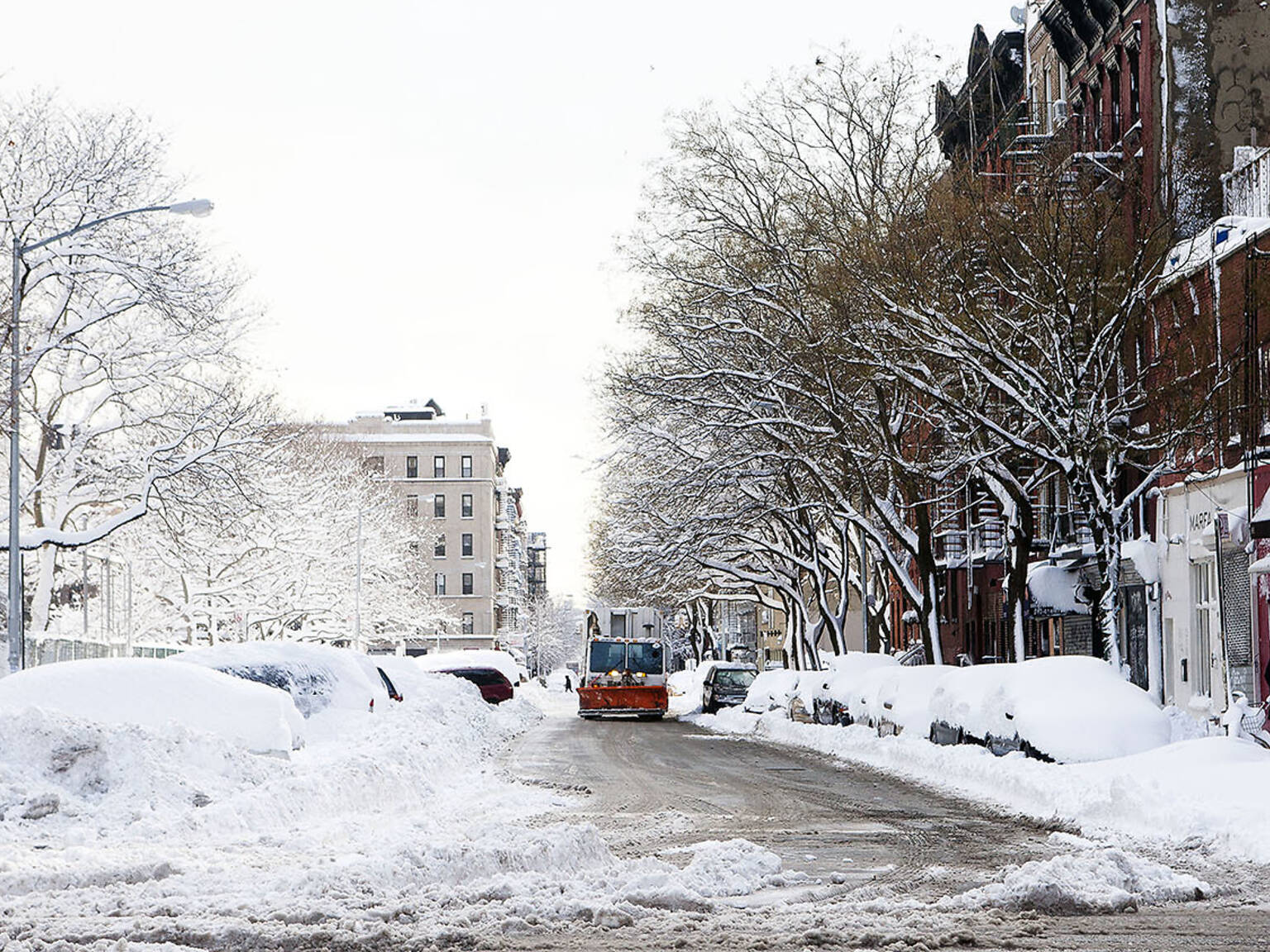 See photos of NYC in snowstorms through the decades