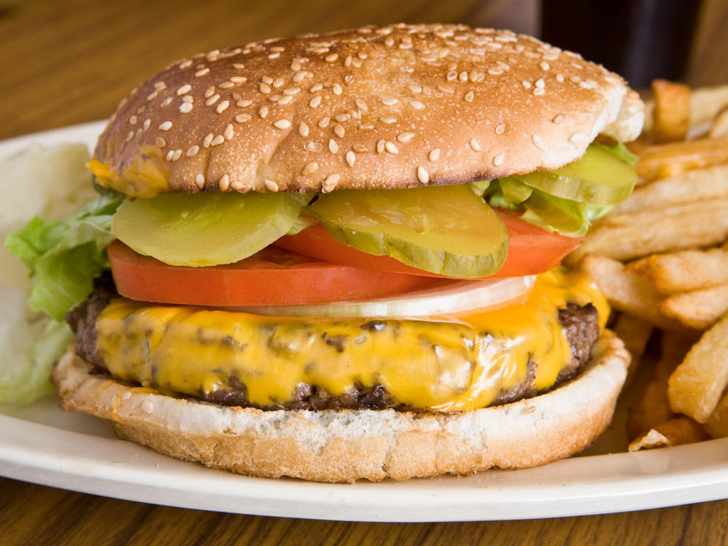 Best Chicago burger restaurants for cheeseburgers and fries
