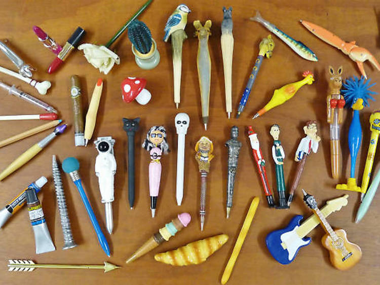 Novelty pens