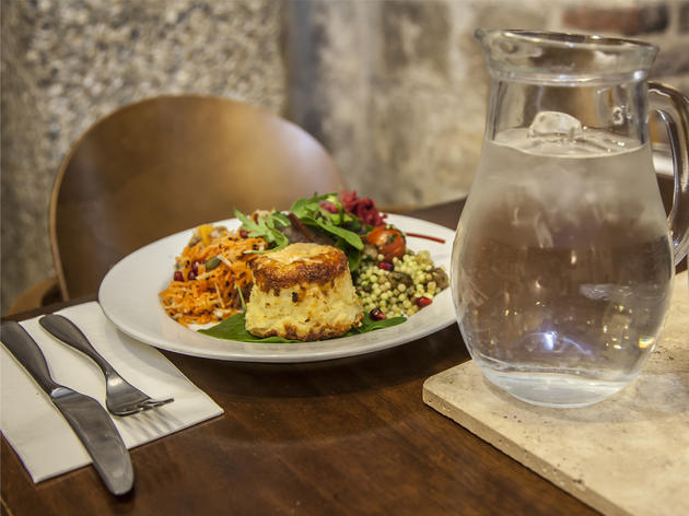 Café Below Top 10 best cheap Breakfasts in London