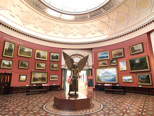 Birmingham Museum and Art Gallery | Museums in Birmingham