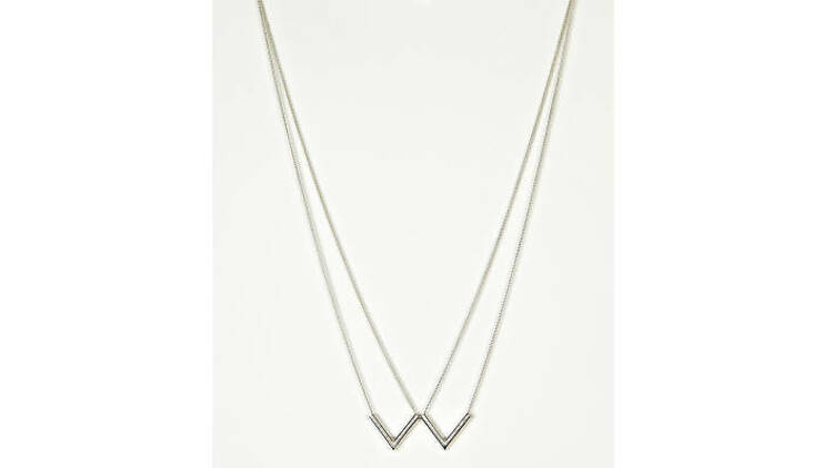 Two point necklace