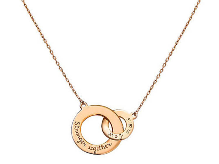 Gold intertwined personalised necklace