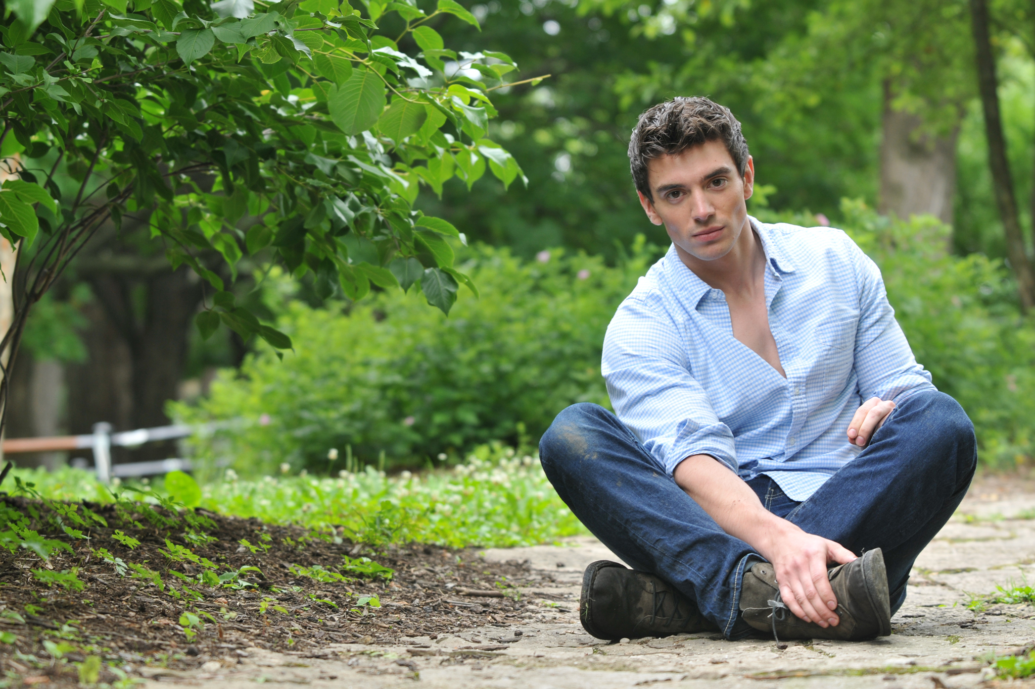 Steve Grand Gets Set To Launch His Debut Album All American Boy