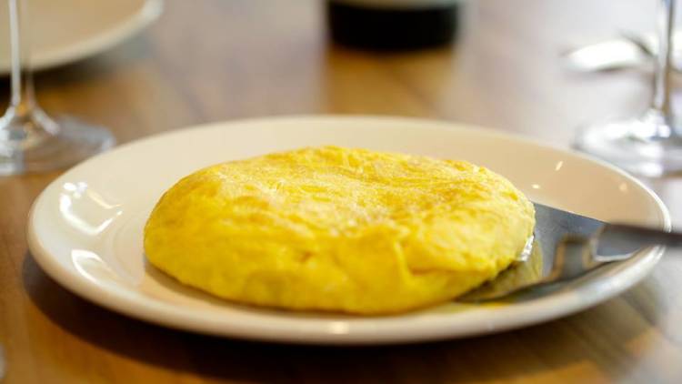 Tortilla de patata: Taberna Pedraza