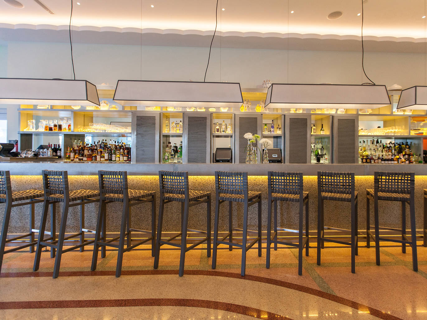 9 Best Bars in Miami Beach to Drink at Right Now