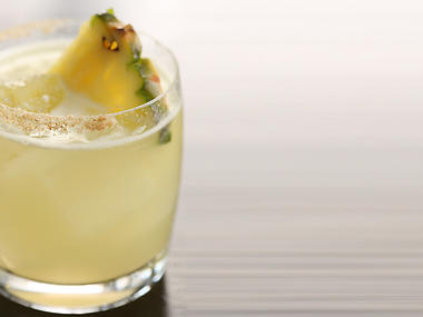 How to make a margarita How to make a margarita