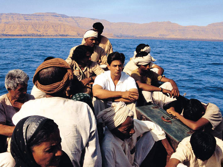 Swades [2004)