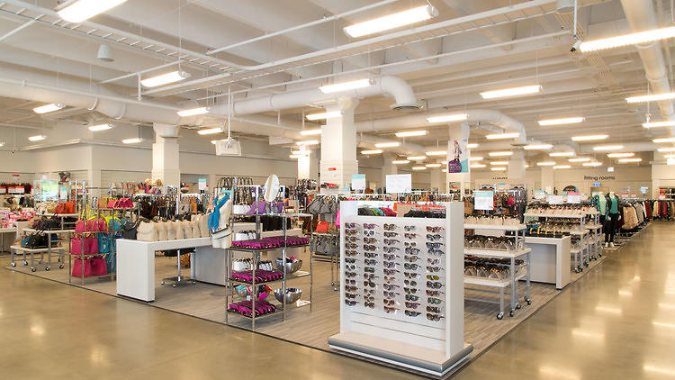 Shopping at Nordstrom's Discount Chain, Rack: Photos