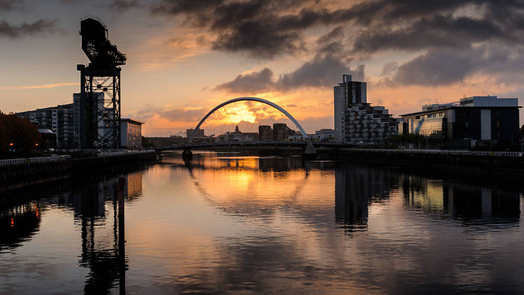 Pictures and photos of Glasgow at sunset and sunrise