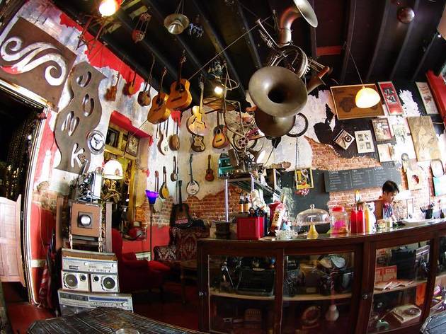 Junk Cafe Junk Cafe