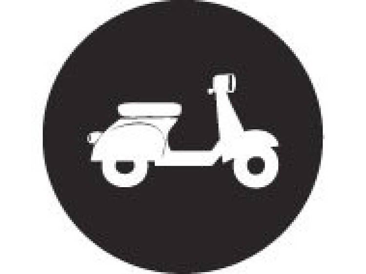 Marzo: Arranca el programa beta, con 48 scooters y 16 estaciones.