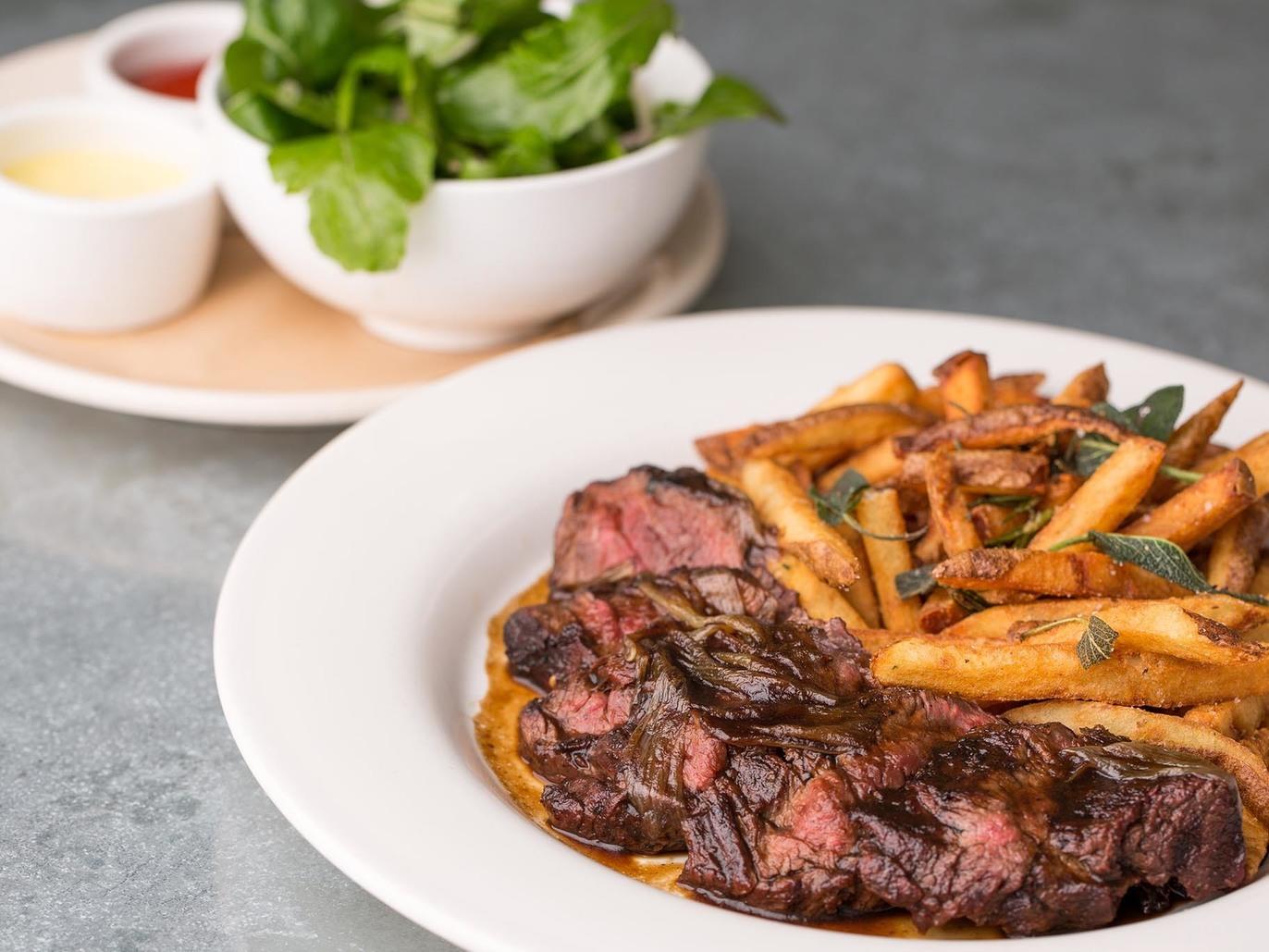The best steak frites dishes in Los Angeles