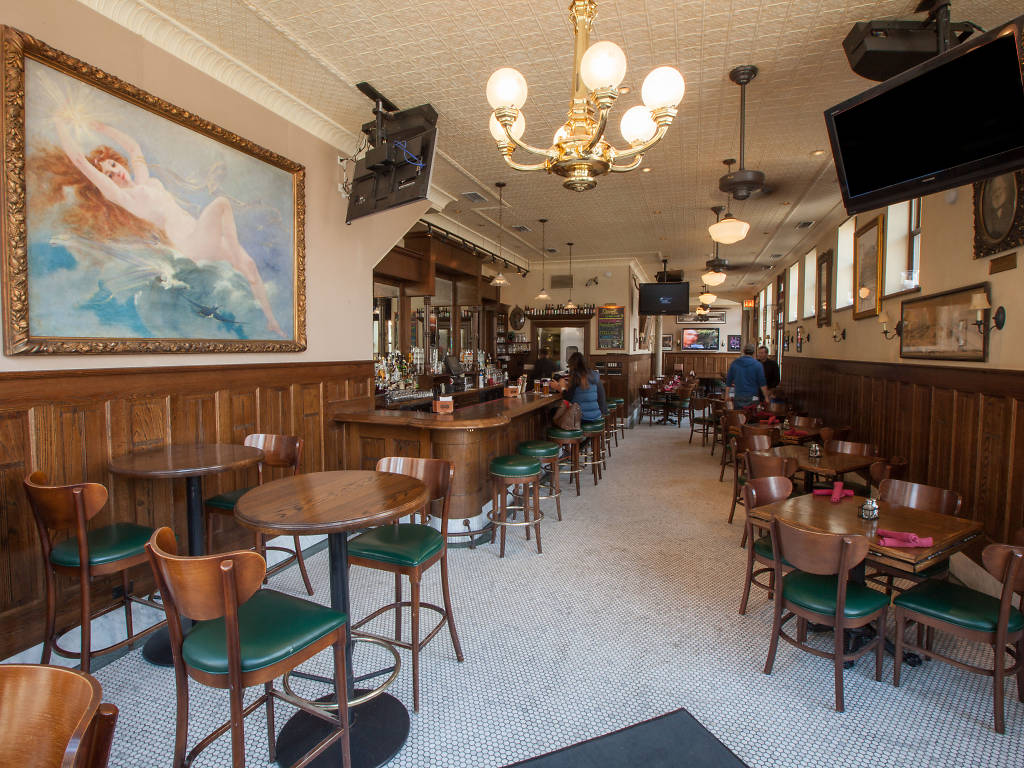 Old Town's best dive bars and rooftop bars to grab a drink