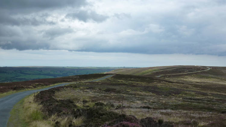 The road going over Glaisdale Moor