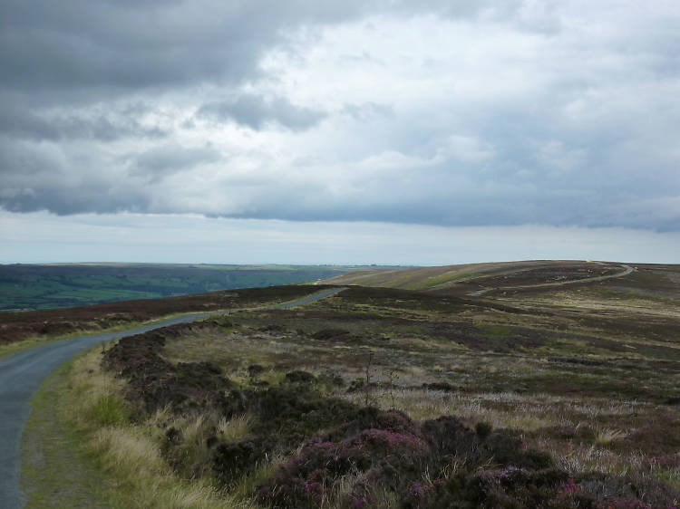 The road going over Glaisdale Moor