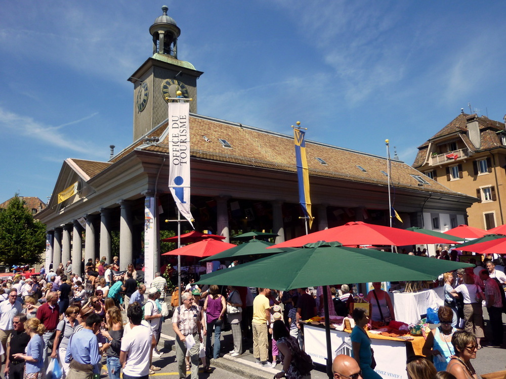 Markets in Switzerland Food, Flower and Flea Market Zurich, Geneva