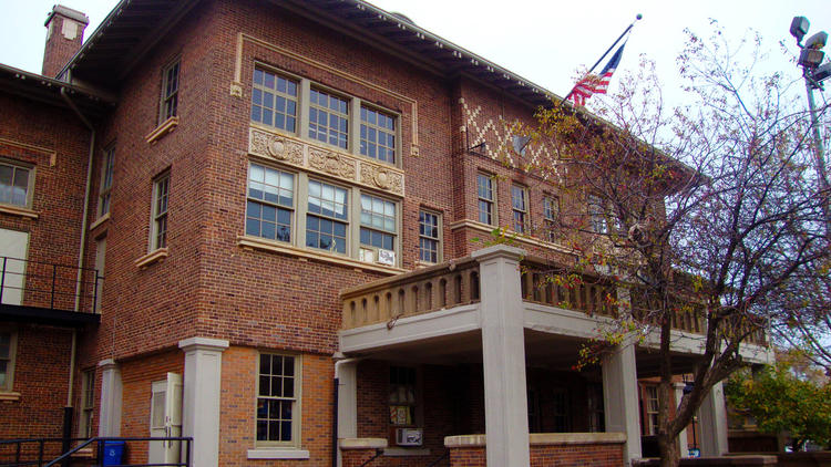 Holstein Park Fieldhouse