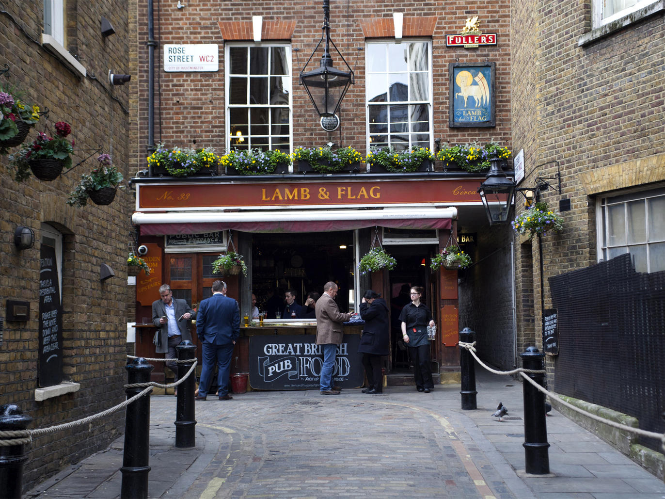 15-best-west-end-pubs-in-london-pre-theatre-drinks-done-well