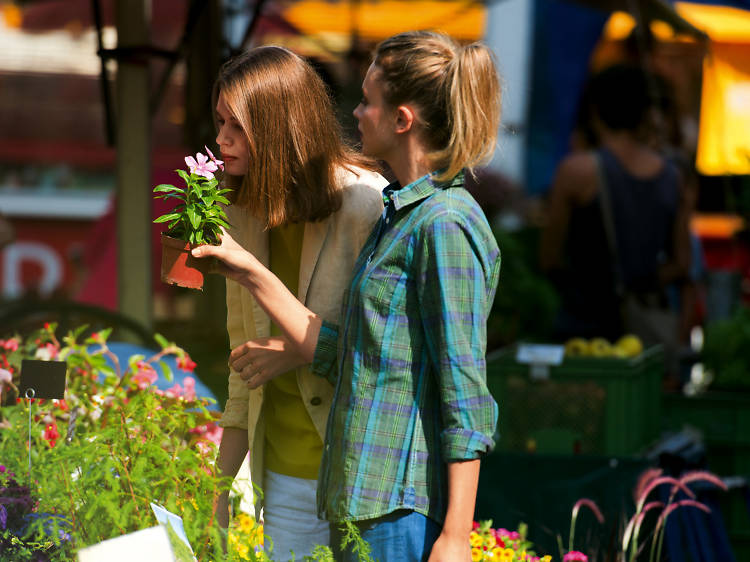 Bargain hunt at the flea market