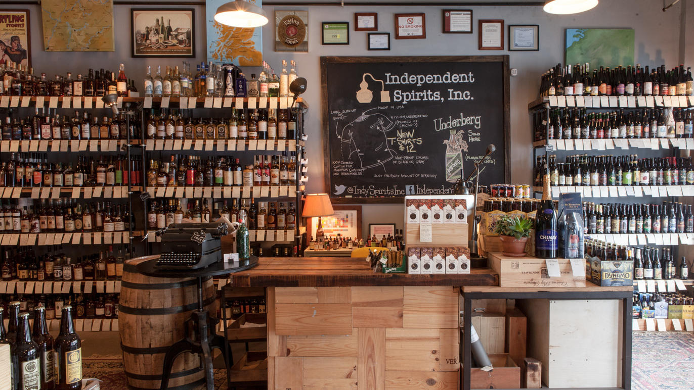 16 Best Wine Shops in Chicago For a Bottle To Go