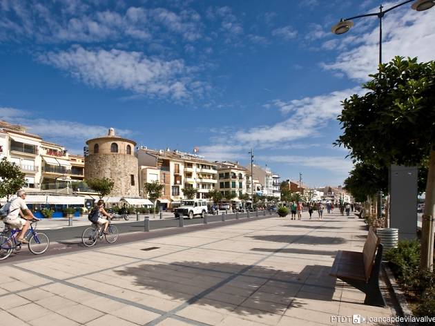 Port de fons i bicis Cambrils Port de fons i bicis Cambrils
