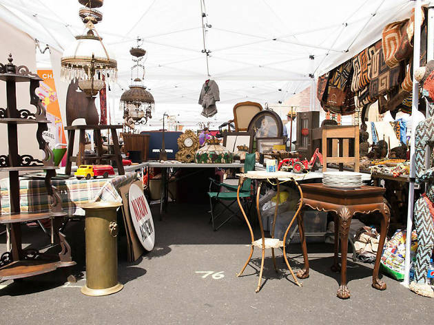 Chelsea Flea Market Shopping In Flatiron New York