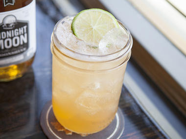 Midnight Mule at Basin 141 Midnight Mule at Basin 141