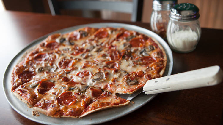 St. Louis Pizza: Sedgwick's Bar & Grill