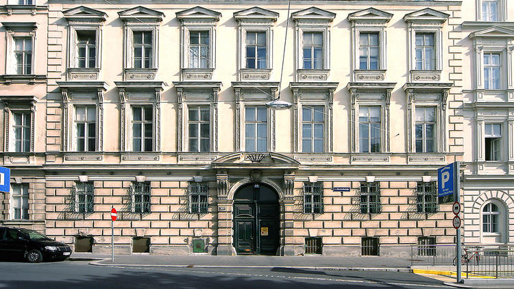 The Bloch-Bauers’ townhouse at Elisabethstrasse 18 in Vienna’s first district