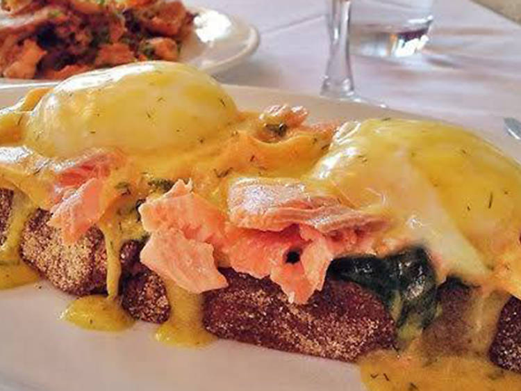 Smoked salmon Benedict at Joe's Restaurant