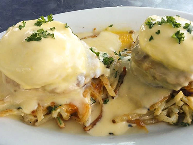 Rotating eggs Benedict list at Nick's Café