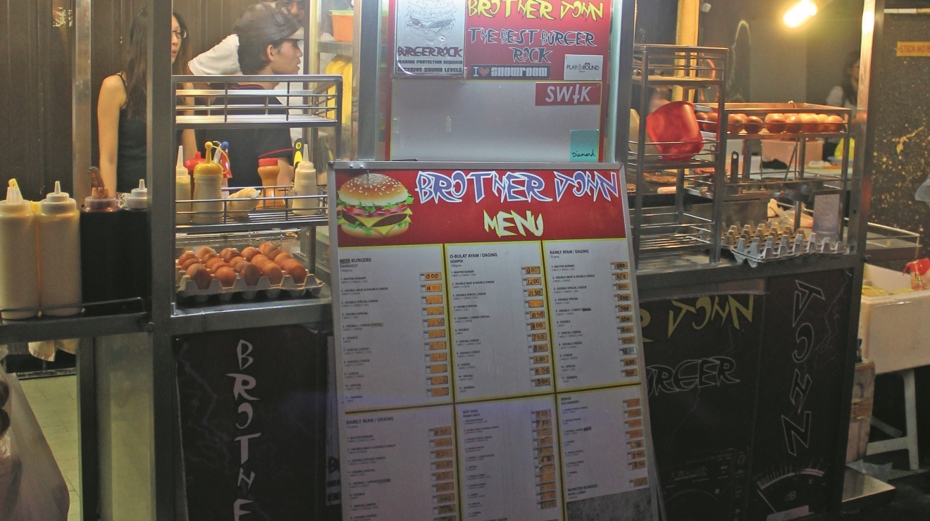 Best Ramly burger stalls